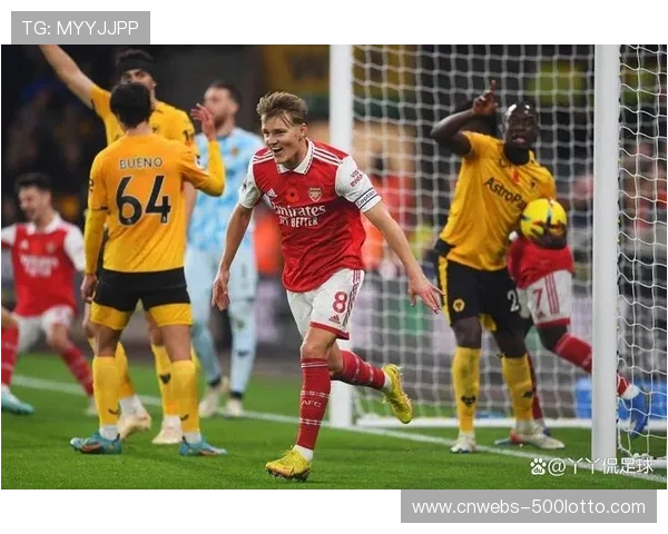 狼队主帅爱德华兹强调跑动与边路防守,备战阿森纳来访 狼队主帅爱德华兹强调跑动与边路防守,备战阿森纳来访